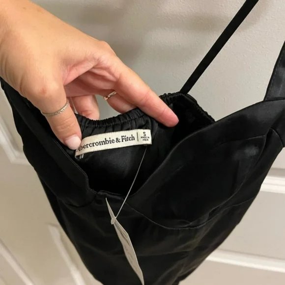 Abercrombie & Fitch Satin Body Suit NWT - Picture 4 of 4